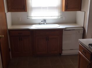 15297 Nehls Ave, Eastpointe, MI 48021