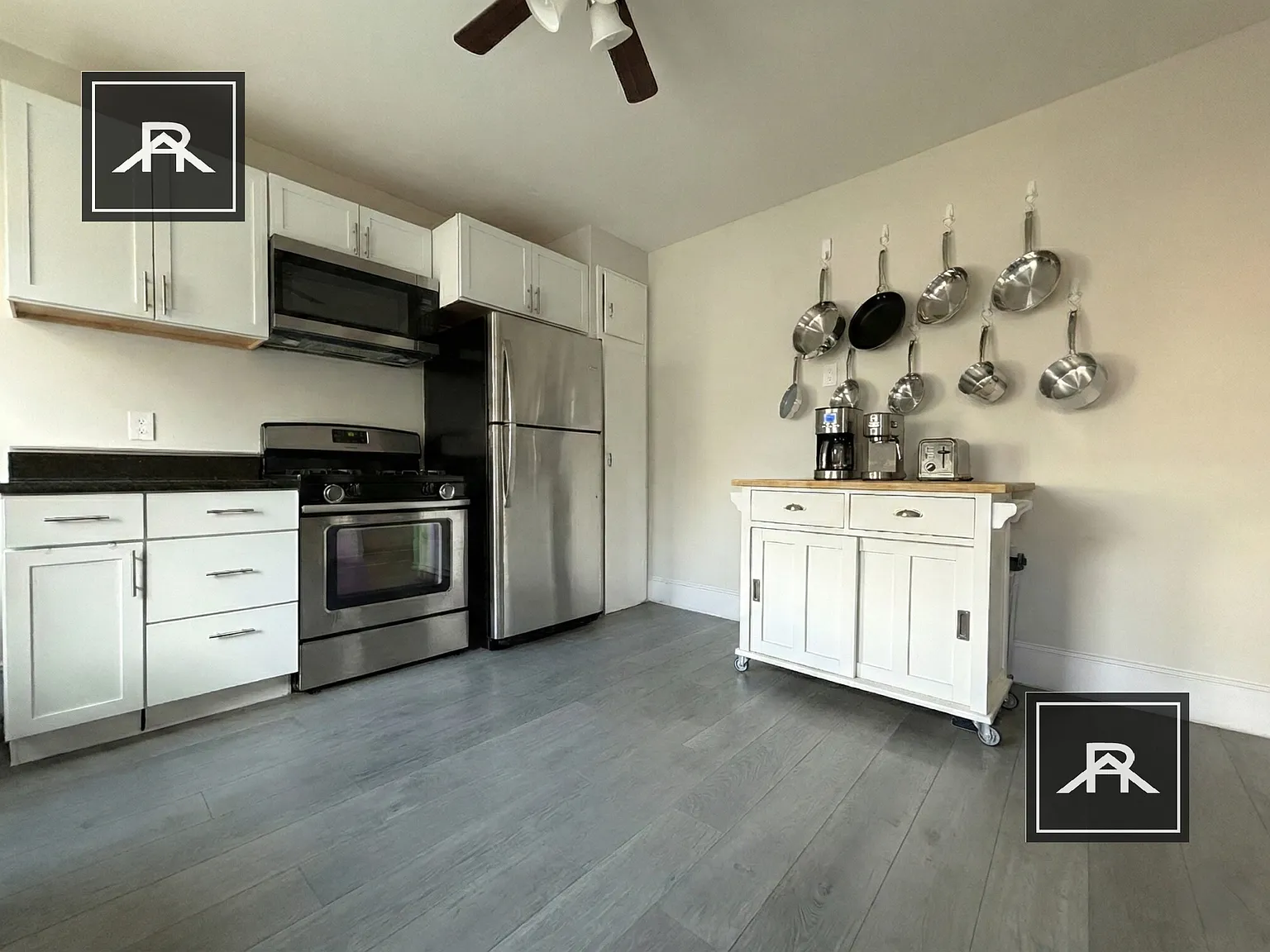 4 bed, 1.5 bath, $4,000 — Photo 1