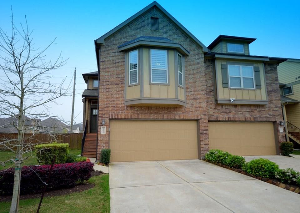 1st image of 23311 Del Rosso St