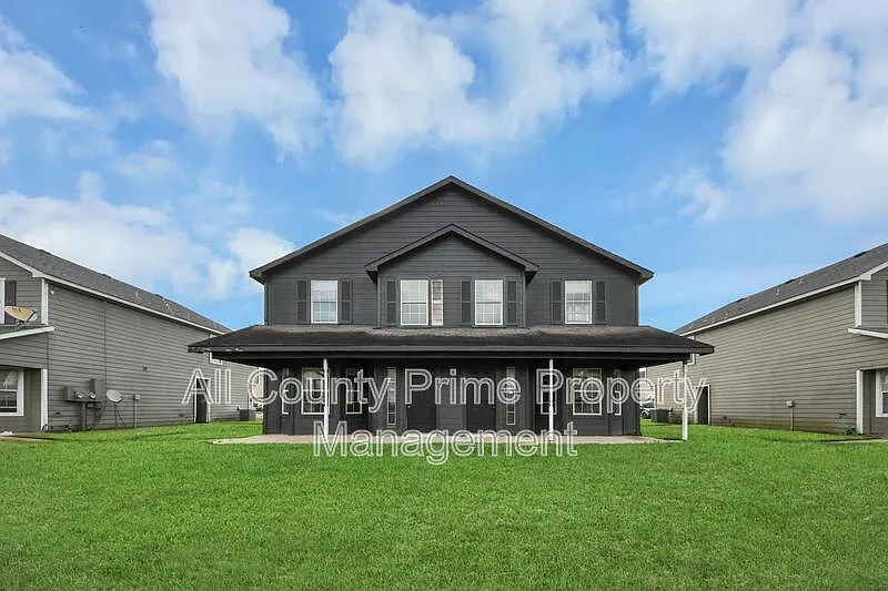 1 bed, 1.0 bath, 600 sqft, $750 — Photo 1