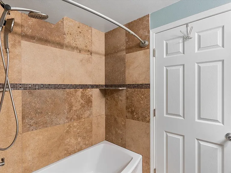2747 S Kihei Rd — Photo 11