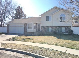 2488 W Tin Snip Cir, Salt Lake City, UT 84129