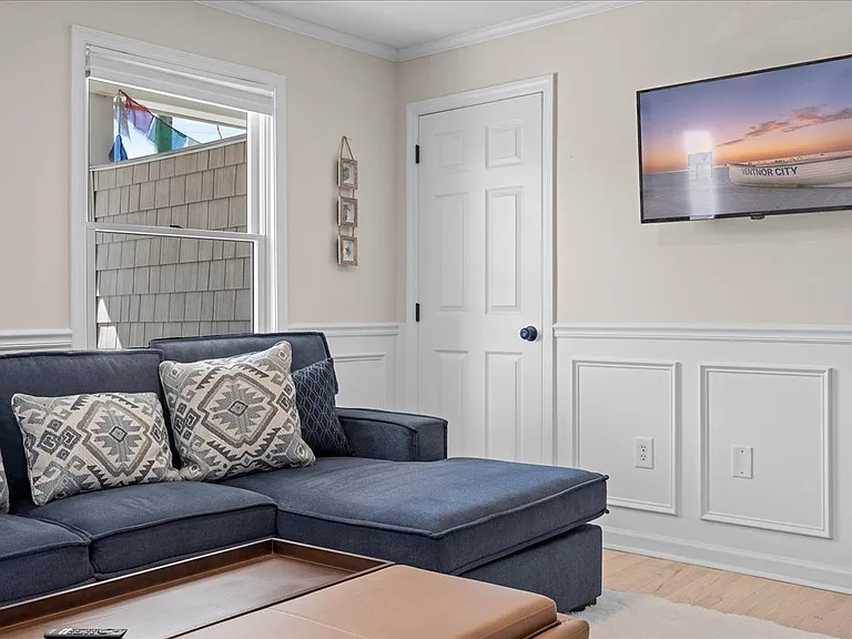 5123 Ventnor Ave #B — Photo 46