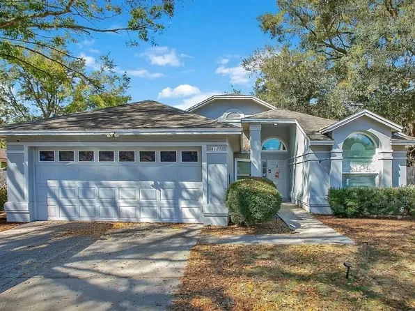 4133 Barret Ave, Plant City, FL 33566