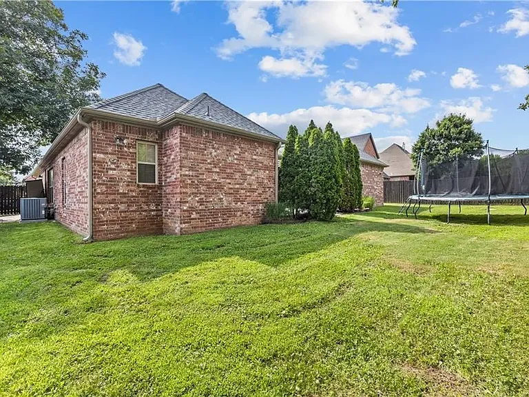 3514 Pasofino Loop — Photo 15