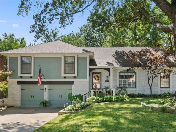 12203 W 99th Ter, Lenexa, KS 66215