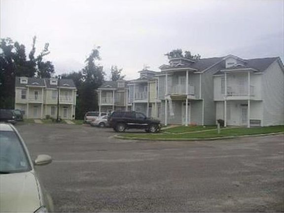 2nd image of 1283 Century Oaks Dr APT C