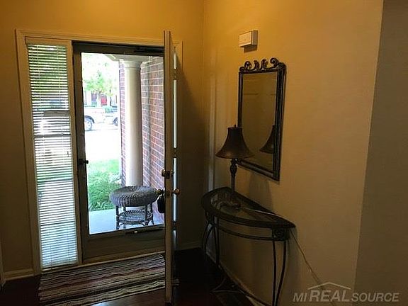 5th image of 19330 Acorn Ln #5