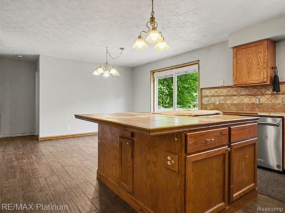 4th image of 3215 Rafferty Dr