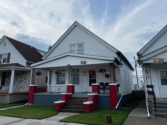 2nd image of 2228 Evaline St