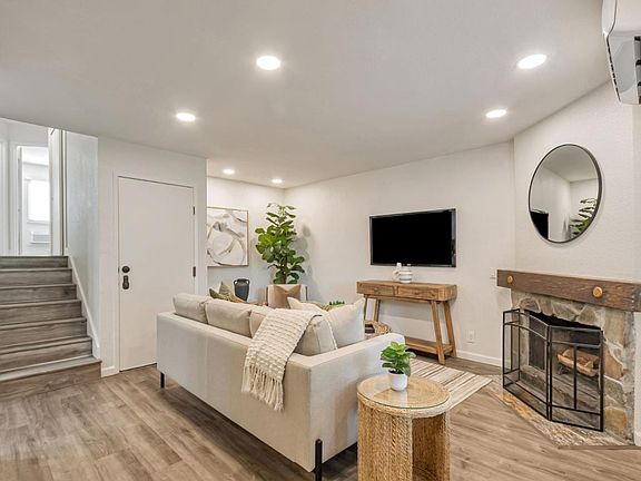 2nd image of 1249 Coyote Creek Pl