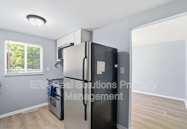 1622 Smith Rd — Photo 8