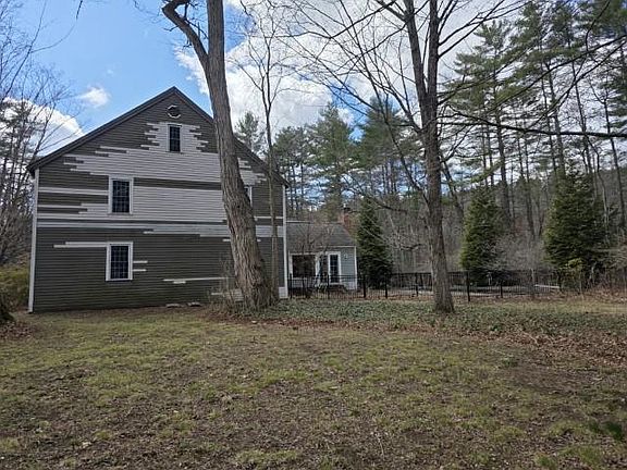 4th image of 34 Upper Meadows Road