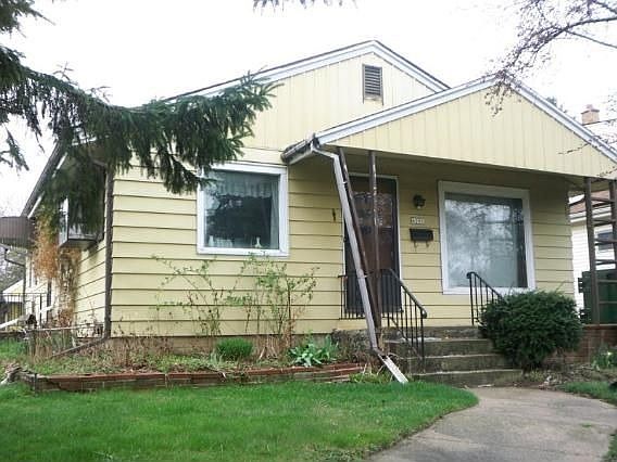 1st image of 6201 N Willow Glen Ln