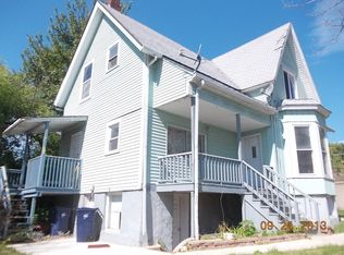 419 Russell St, Elgin, IL 60120