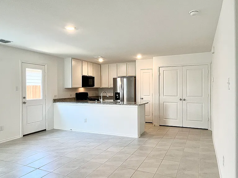 7212 Gray Wolf Ln — Photo 14