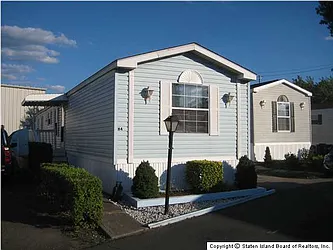 2701 Goethals Rd N #H4 image 1 of 12