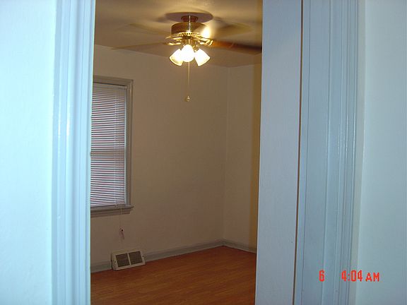 3rd image of 10315 Baltimore Ave