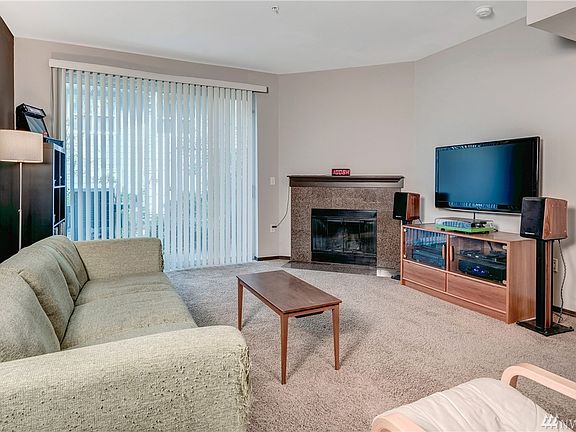 3rd image of 3116 164th St SW APT 1706