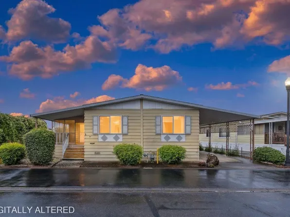 96 Signature Dr, Woodland, CA 95776