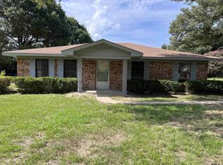 200 Sherman St, Rusk, TX 75785