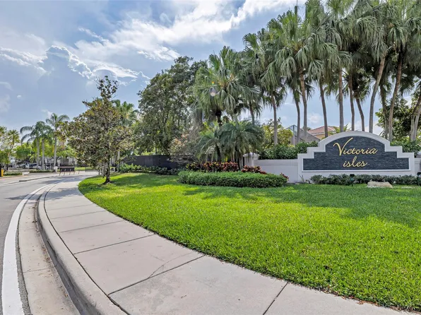 5719 NW 48th Avenue #5748, Coconut Creek, FL 33073