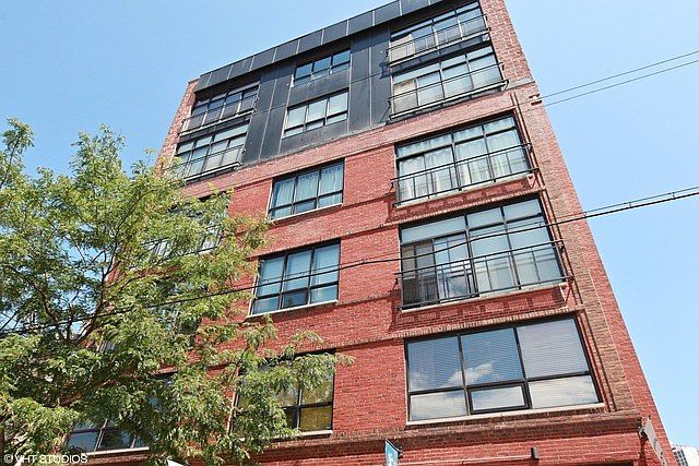 1st image of 6135 N Broadway Ave #301