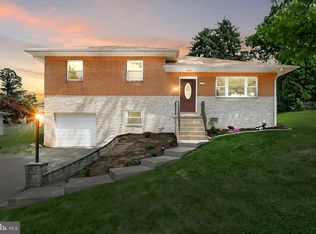 3035 N George St, York, PA 17406