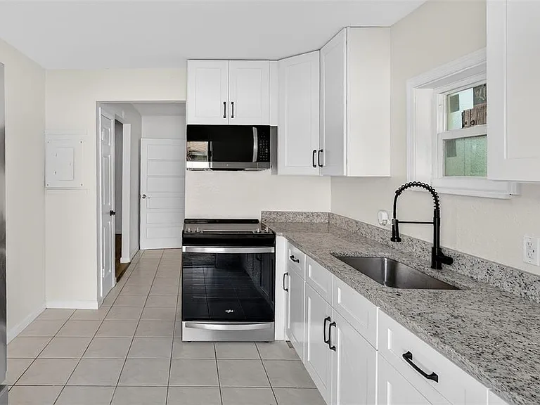 5136 68th St N #C — Photo 12