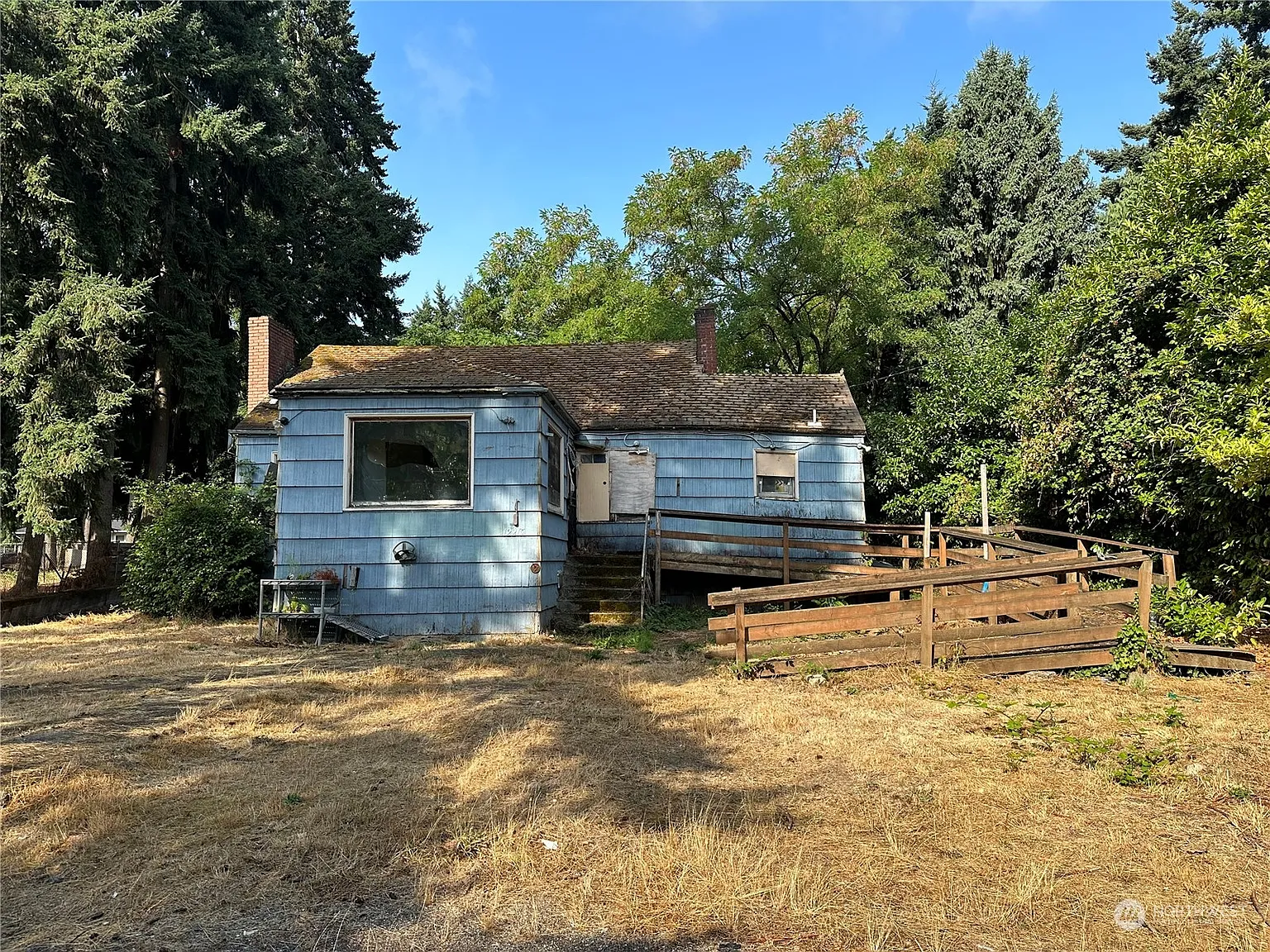 12215 8th Avenue S photo 1