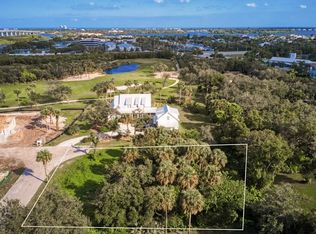555 Catalina St, Vero Beach, FL 32960
