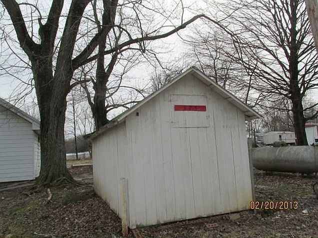 2nd image of 375 W Glezen St