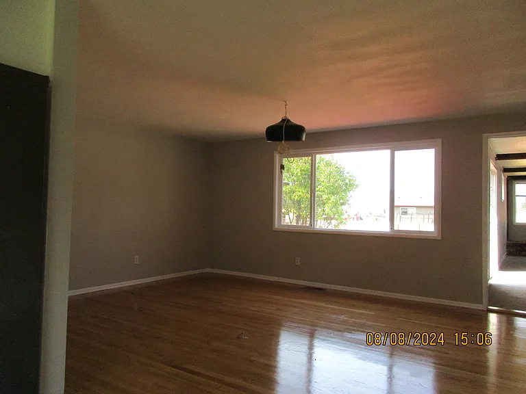 2238 Prospect Ave — Photo 4