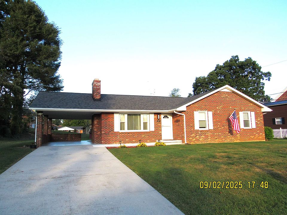1st image of 350 Hickory Dr