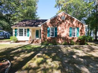 10800 Drayton Rd, Chester, VA 23831