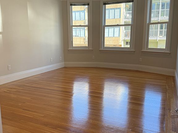 2nd image of 1465 Vallejo St #1