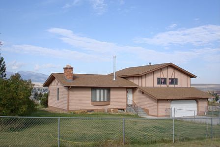 1st image of 213 Skyview Ln