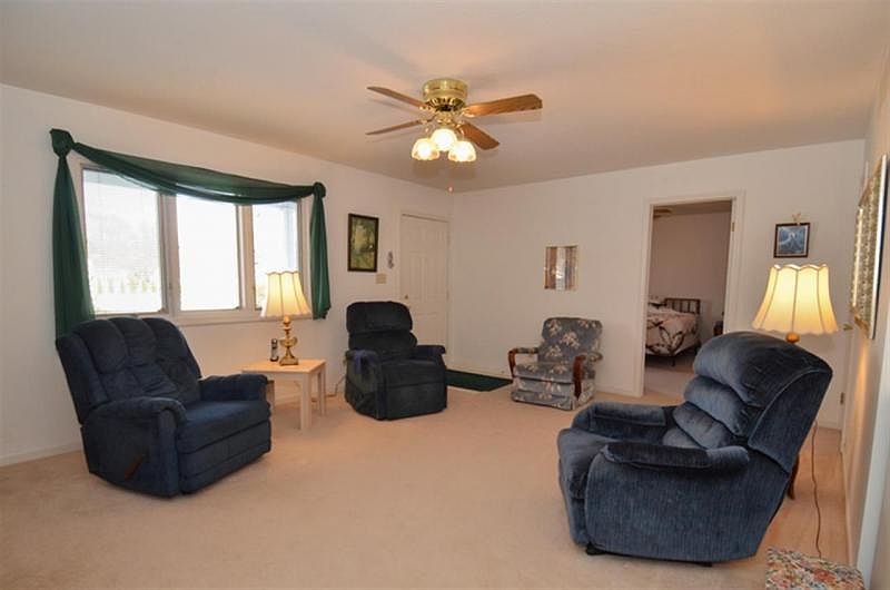 1st image of 51880 Meadow Knoll Dr