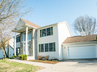 1013 NE 28th St, Ankeny, IA 50021