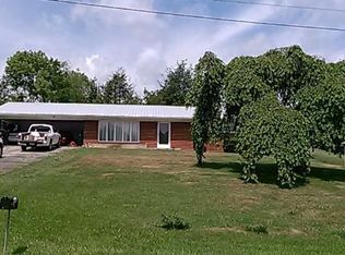 138 Adwolfe Rd, Marion, VA 24354