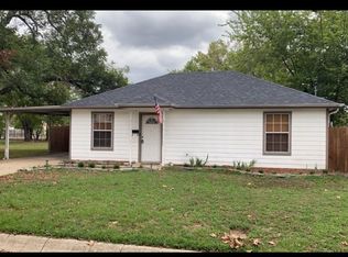 1805 Maple Ave, Paris, TX 75460