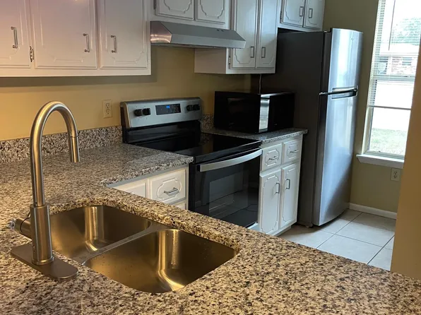 308-E Woodrow St NE, Fort Walton Beach, FL 32547