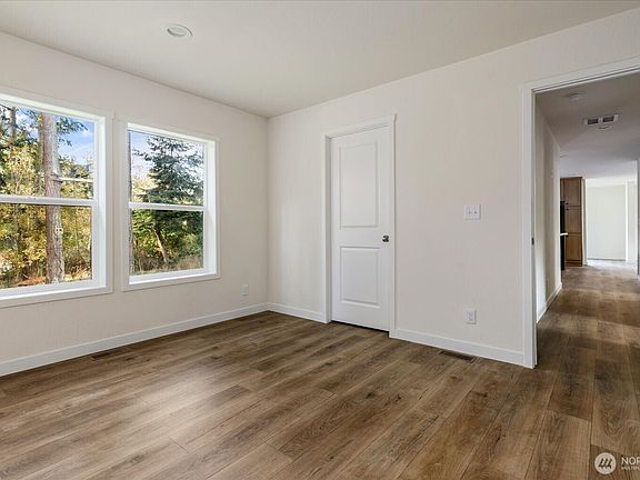 3rd image of 4261 Northgate Drive