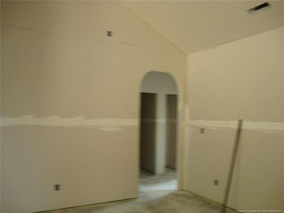 4th image of 54 Stock Market Dr #1