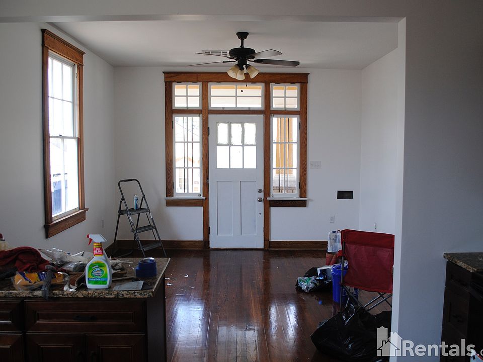 1st image of 1427 Desire St