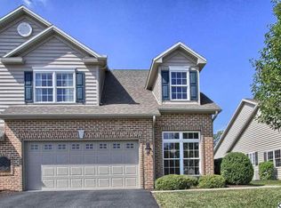 1585 Revere Dr, Mechanicsburg, PA 17050