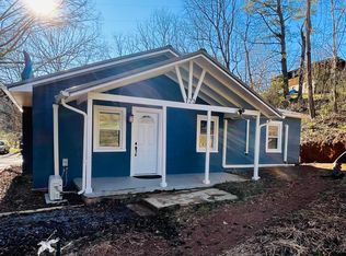 122 Liberty Dr, Canton, NC 28716