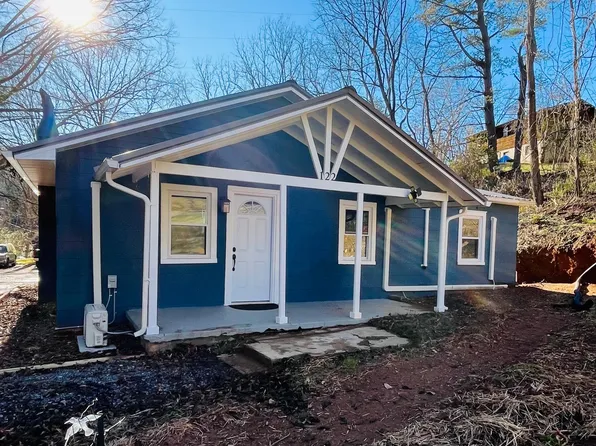 122 Liberty Dr, Canton, NC 28716