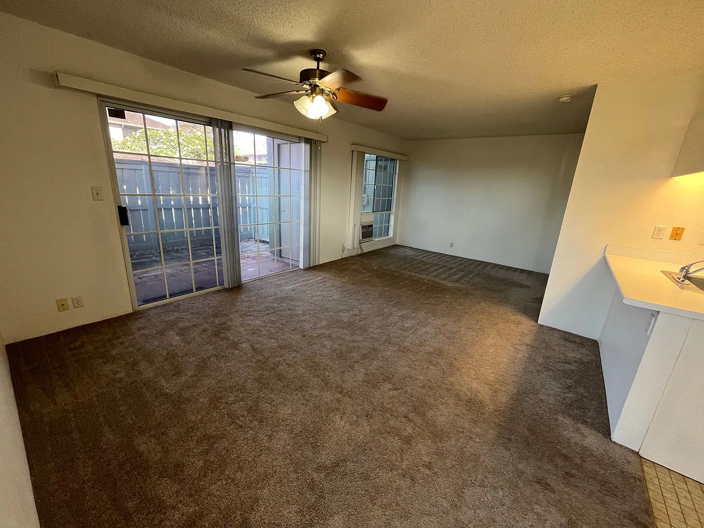 Kupono (Waipio/Waipahu) - Ground Floor Studio with 2 Parking Stalls! — Photo 2