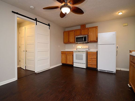 4th image of 803 S Adams St Unit 803
